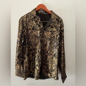 Black and Gold Men's Shirt ZEROUYAA medium